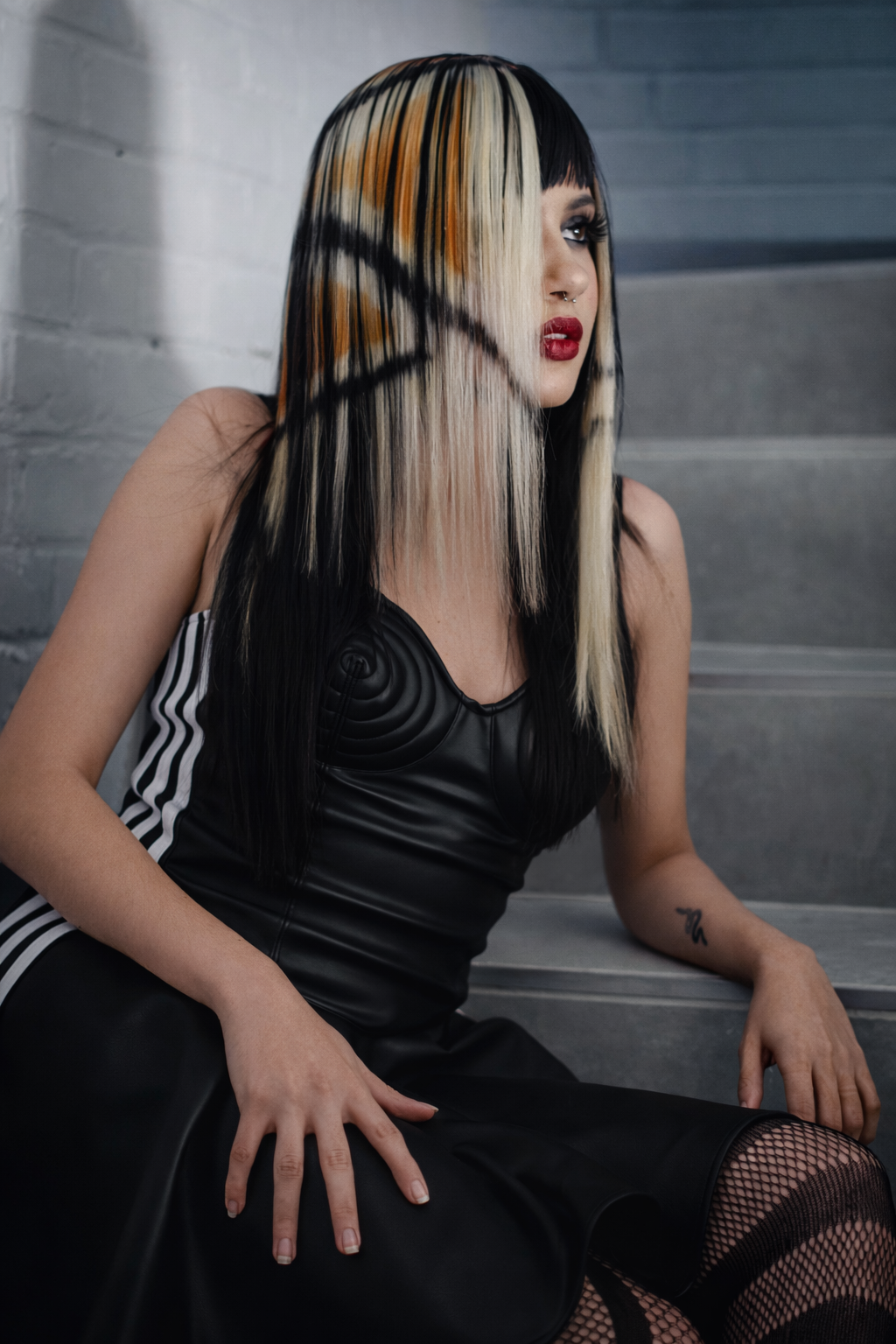 CUT & COLOR